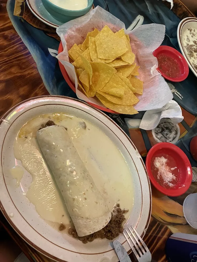 Cheese Dip Salsa and Chips